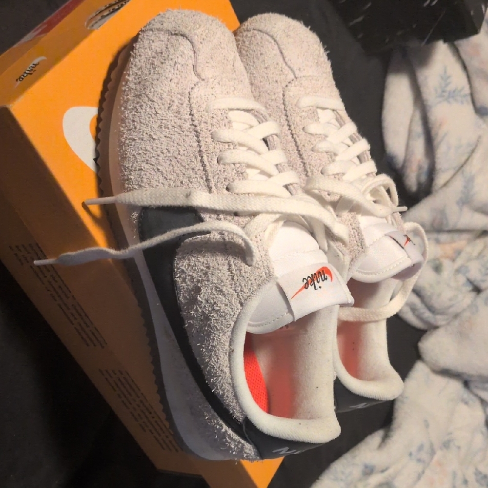 Nike Cortez VNTG Summit White and Black